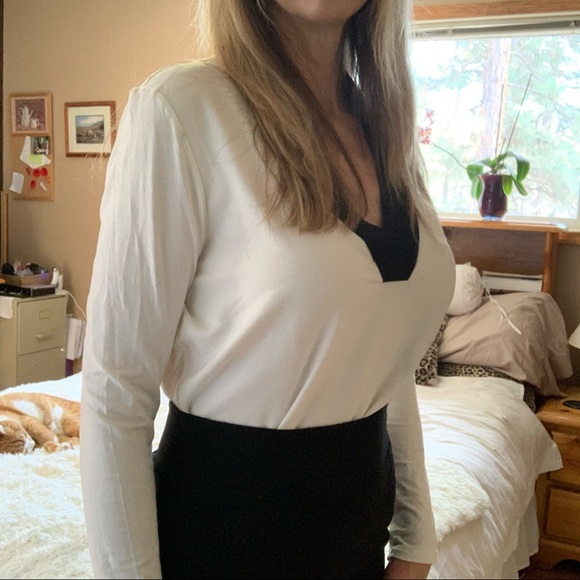 MANGO Blouse Off White With Black Collar NEW WITH TAGS Size Medium - Picture 6 of 11